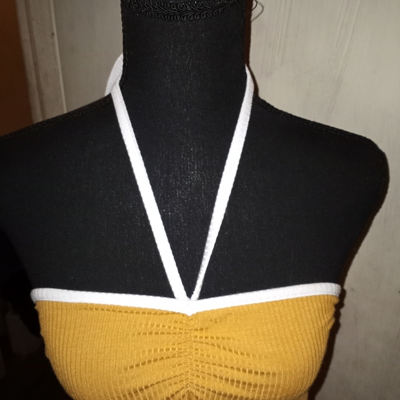 Bozzolo Women's Summer Top - Picture 5 of 6